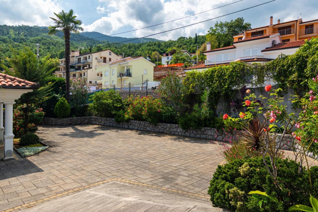Apartments By The Sea Lovran, Opatija - 7837 Buitenkant foto