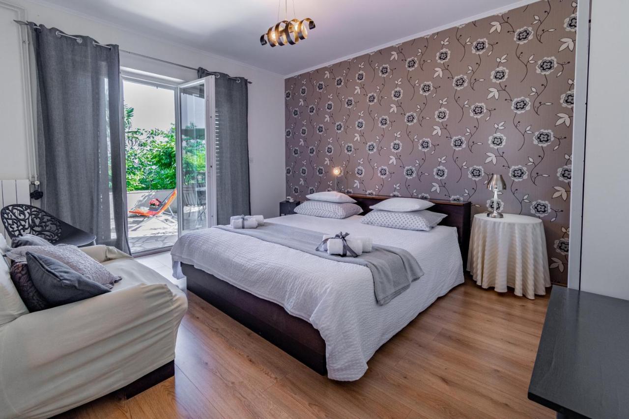 Apartments By The Sea Lovran, Opatija - 7837 Buitenkant foto